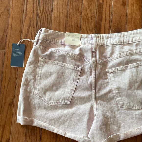 Women's Light Pink/Whitewash Denim Shorts NWT Size 14 - Picture 8 of 9